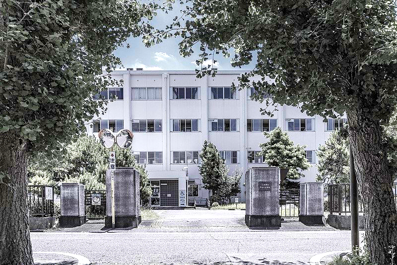 静岡県立榛原高等学校校舎