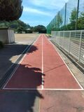 100mタータン
