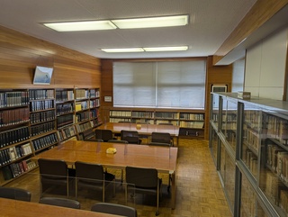 図書館1階自習スペース