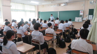 始業式教室