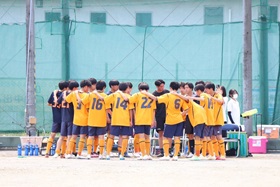 男子サッカー３