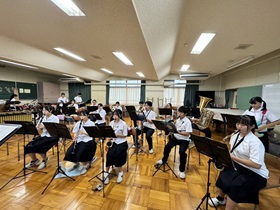 吹奏楽4 吹奏楽4