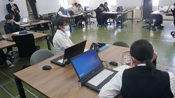 アスル