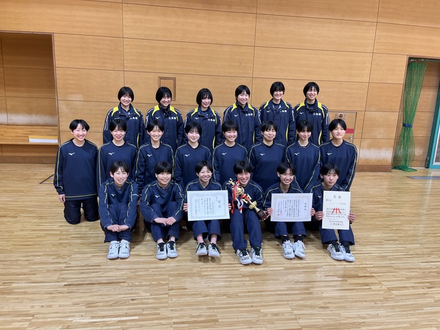 女子バレー