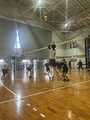 男子バレーボール３