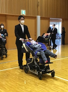 高4