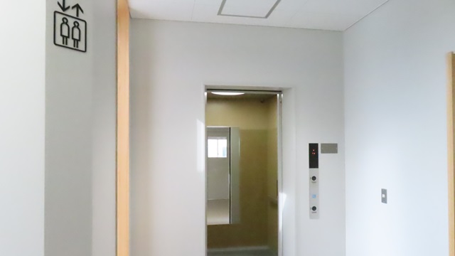 エレベーター