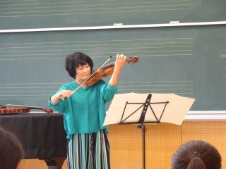 ヴァイオリン演奏２