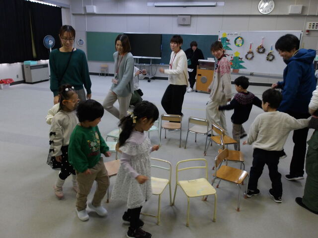 いすとりゲーム