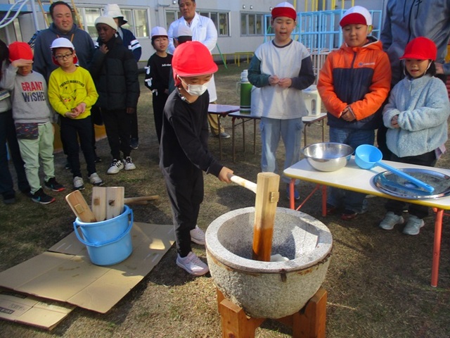 もちつき（小）