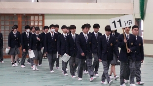 R8対面式１
