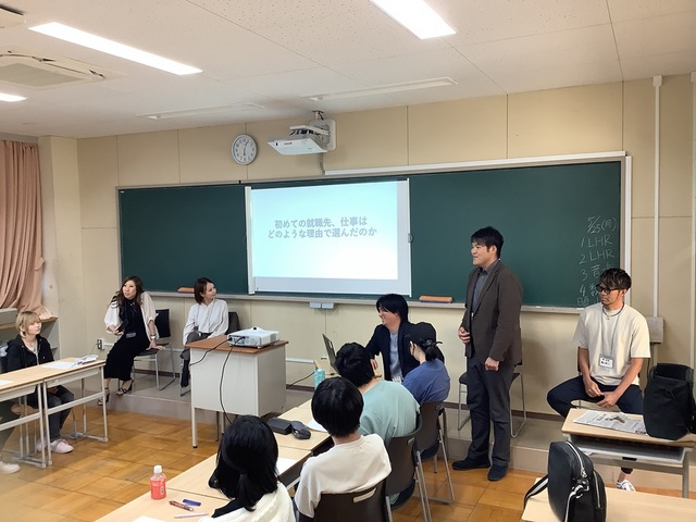 4年生キャリア座談会