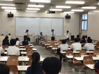 バンド1 バンド1