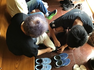足守３