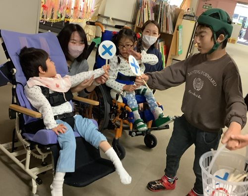 100534 ○×クイズ写真