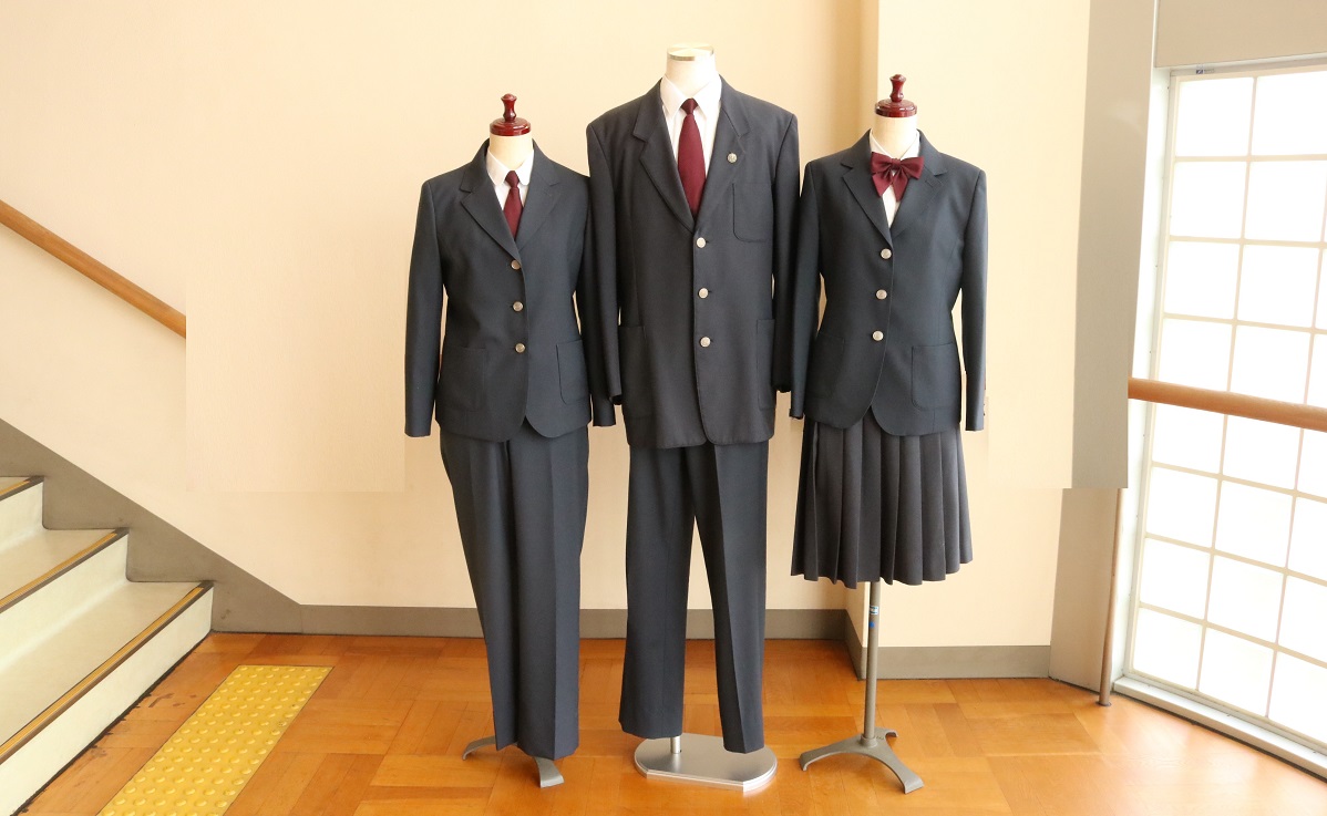 制服