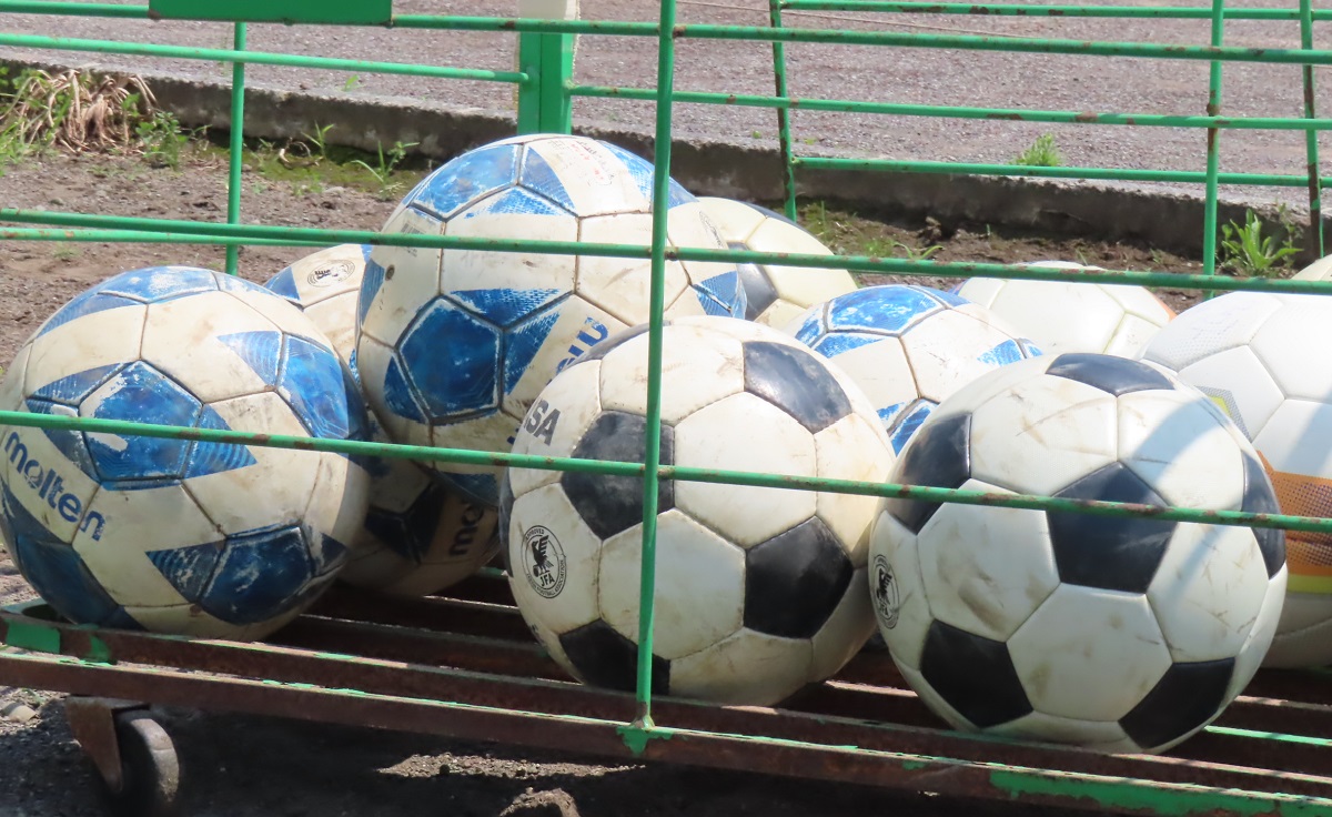 サッカー