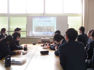 スーツ３