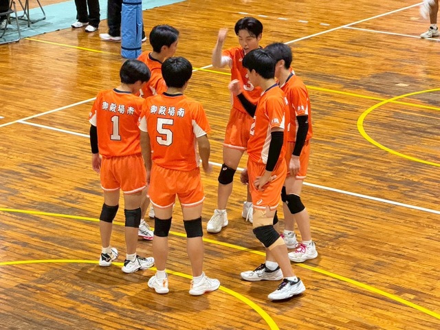 男バレ１年生①