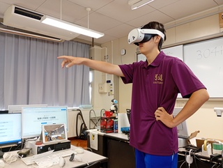 VR02 VR02