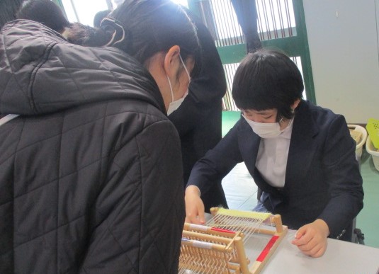 販売会