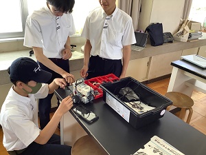 科学部（WRO1）