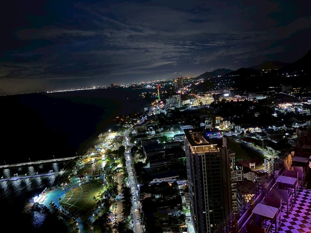 1-4夜景