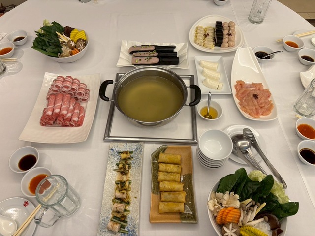 2-4夕食タイスキ