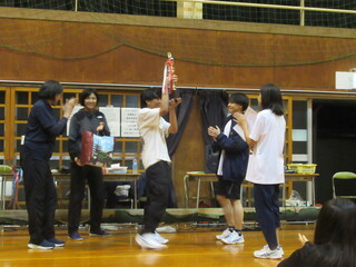 トロフィー