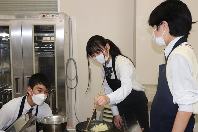 ２年生　調理実習①