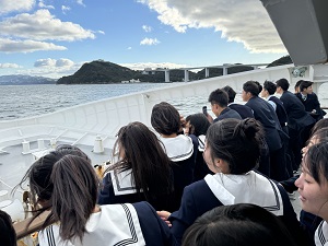 うずしお観潮船
