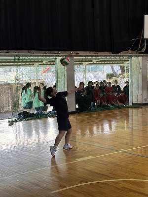 女子バレー２