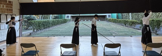 年始全員競射
