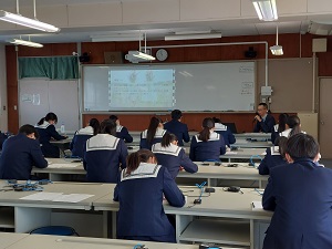 甲賀さん