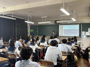 １