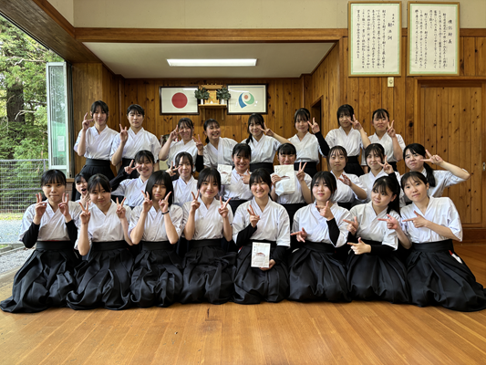 女子２３年