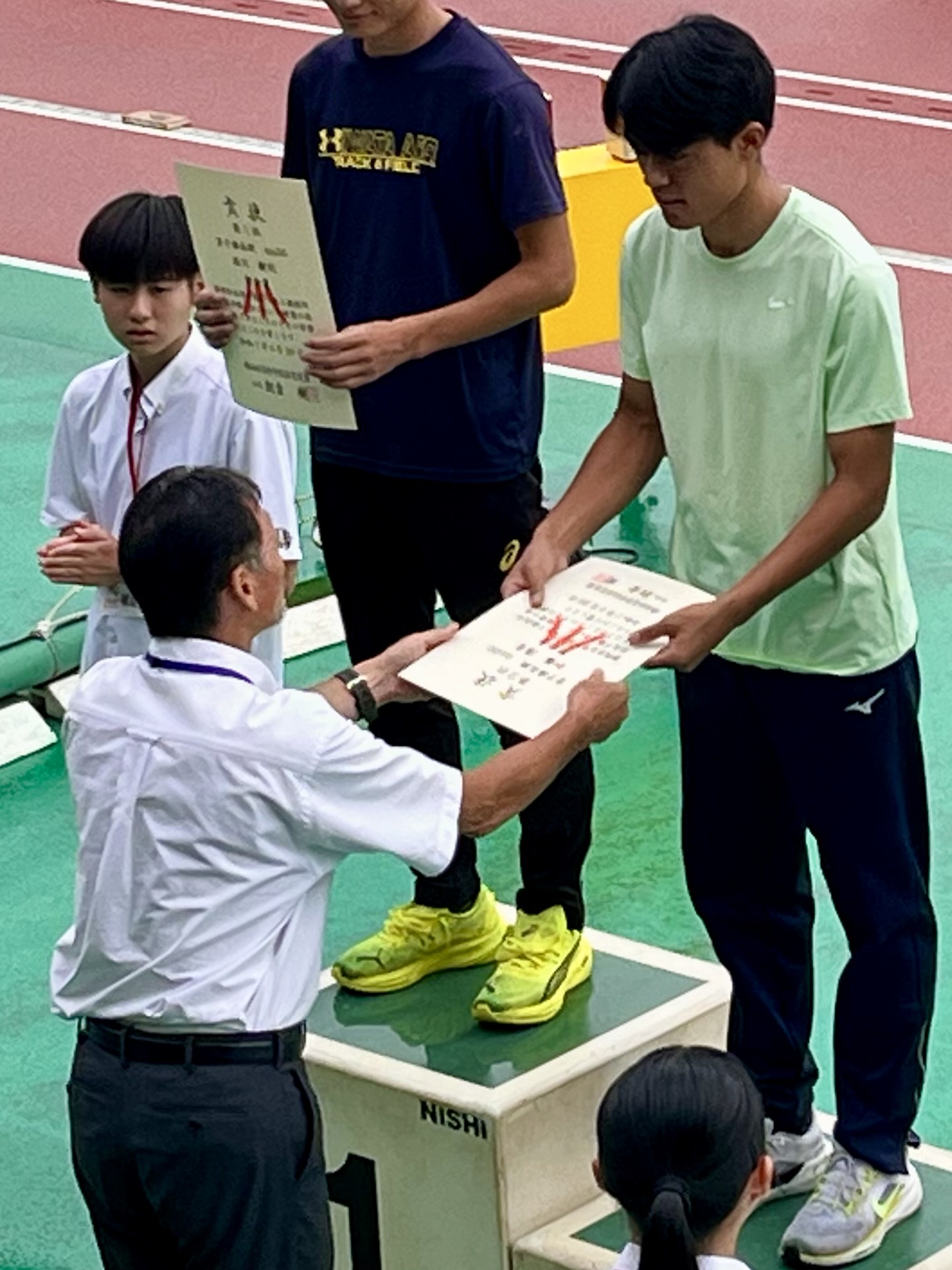 男子棒高跳第２位入賞