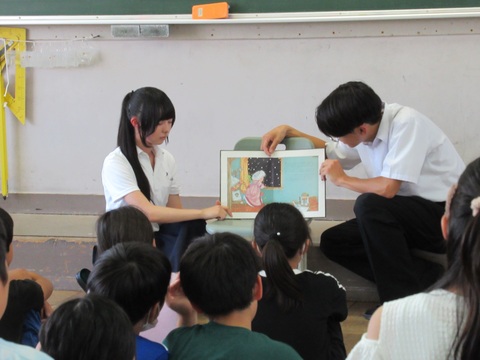 読み聞かせ_R70710②