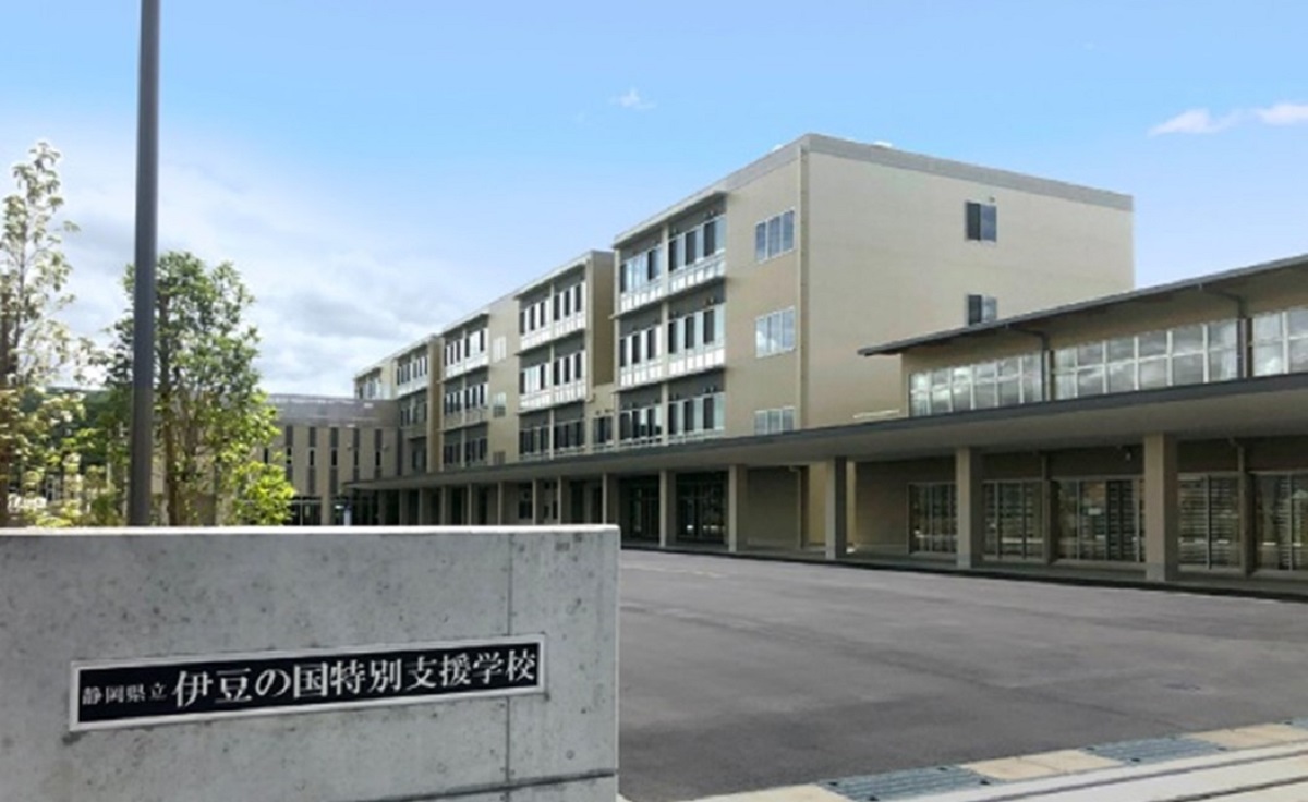 キービジュアル1