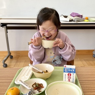 和食給食の日(児童2)