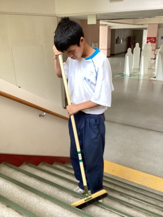 三島南高校での清掃活動