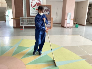 三島南高校での清掃活動