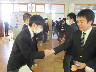 R6３走会見送り