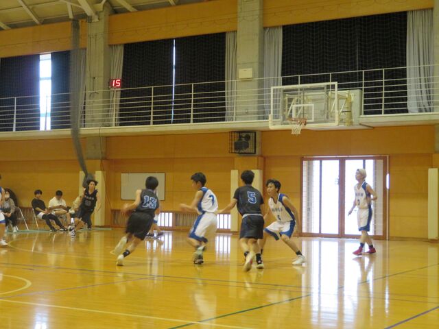 １
