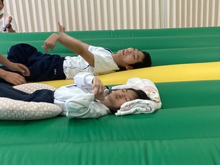 高　トランポリン３