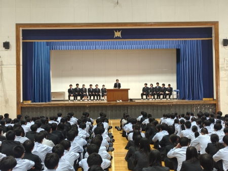 R8前期生徒総会1