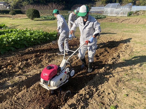 耕運機