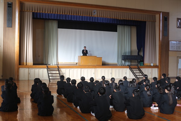 表彰式・二学期終業式