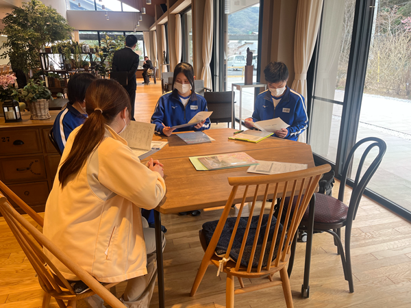 １年生職場見学