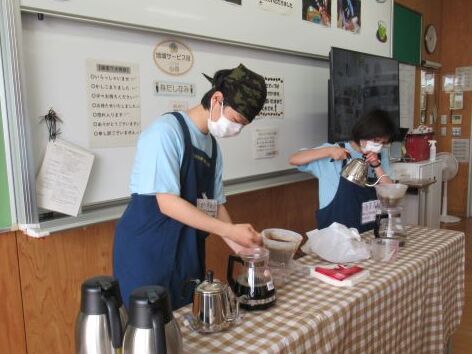 作業班の販売・展示 作業班の販売・展示